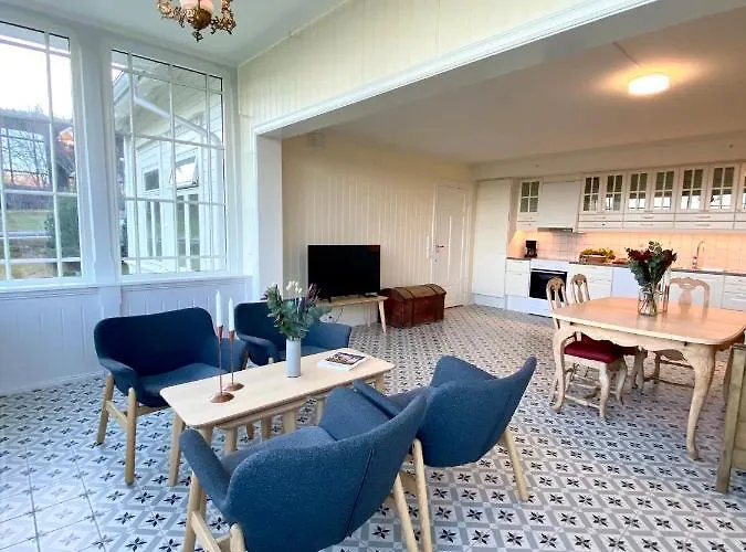 Storsand Gård *